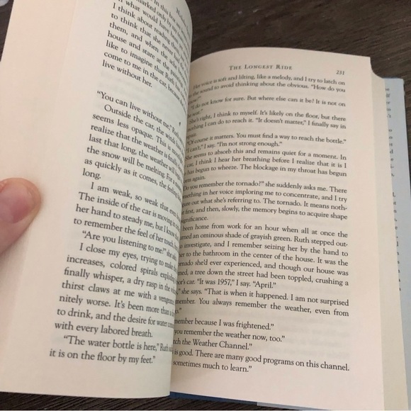 The Longest Ride by: Nicholas Sparks hardback book - Picture 3 of 6